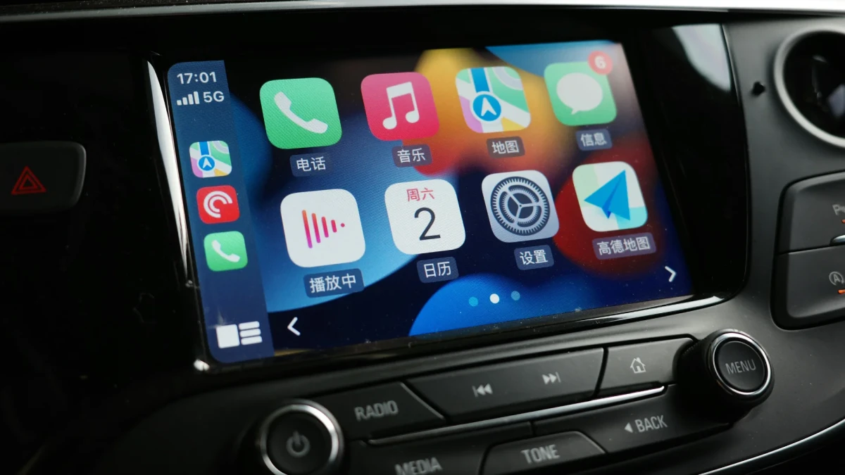 “Vírus no carro”: malware infecta central multimídia sem motorista perceber